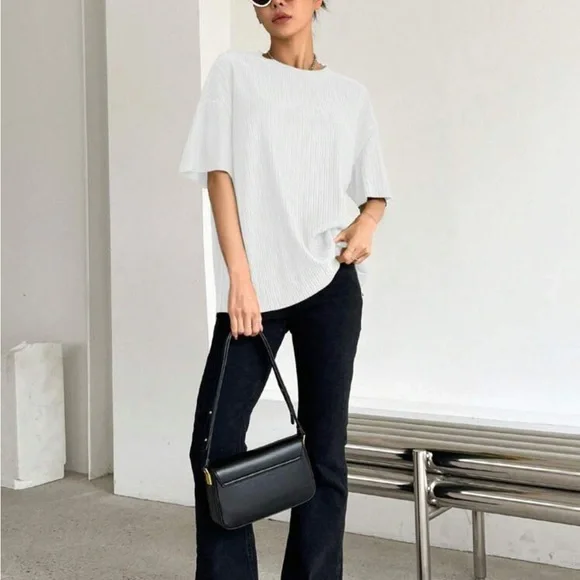 White oversized Ribbed textured tee shirt - Picture 5 of 5